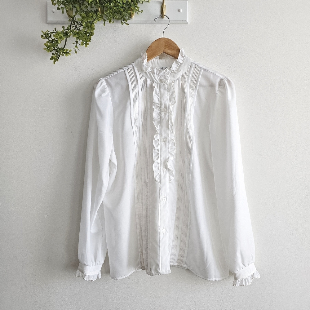 Vintage Vicki Wayne’s 1970s Ruffle White Blouse Made in USA Women’s 12